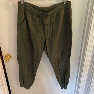 Gap Joggers